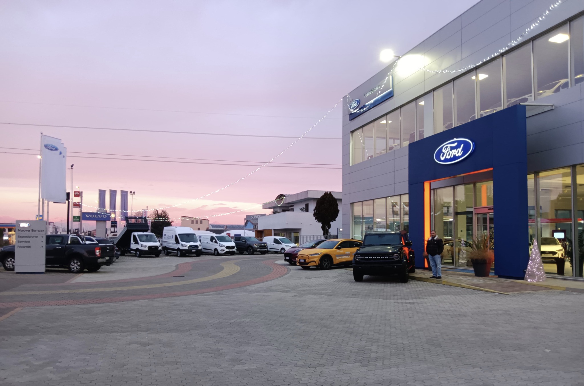 Nuova Sa-Car S.p.A. - Ford Vercelli